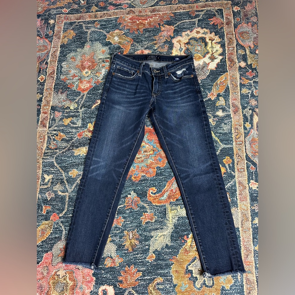 Lucky Brand Sienna Slim Boyfriend jeans. Size 0/25